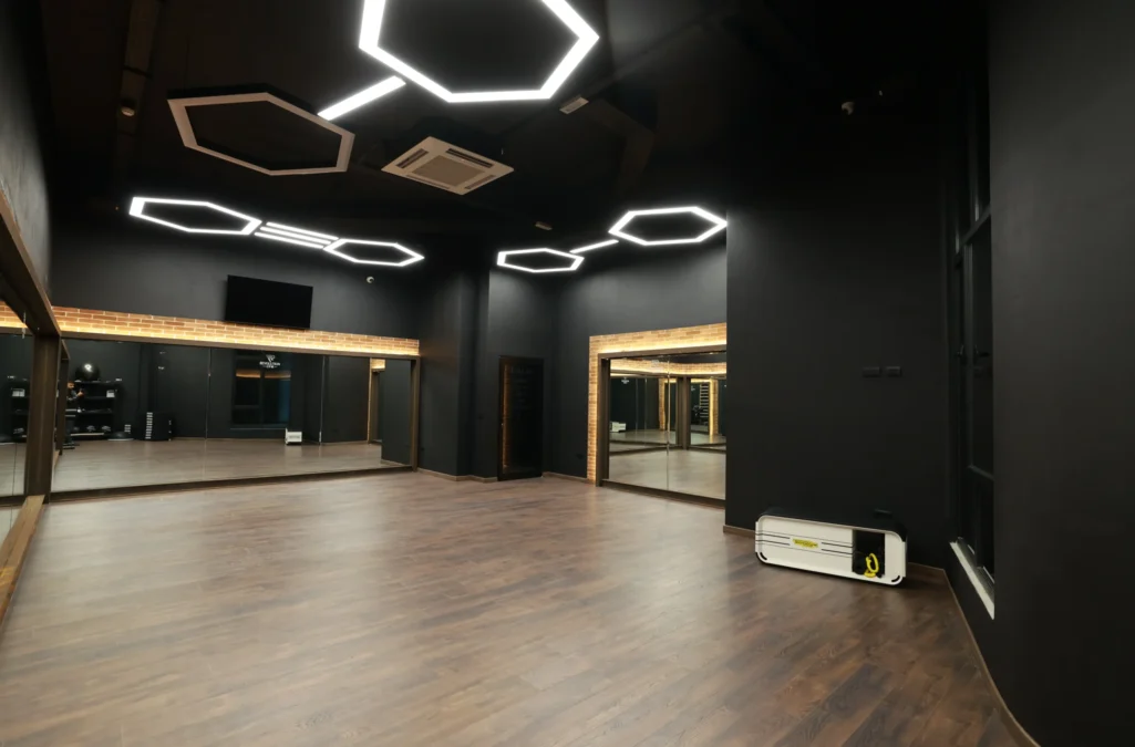 Revolution Gym Tirane, ALBANIA (140)