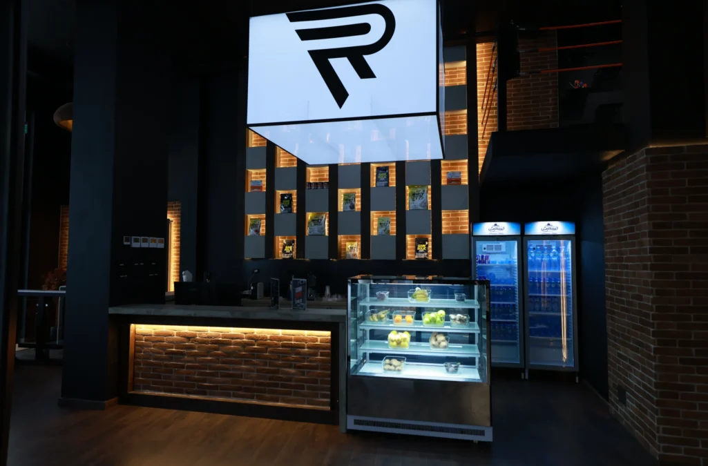Revolution Gym Tirane, ALBANIA (163)